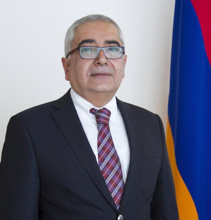 6f845284-25c1-49cc-8170-60534873c337