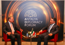 Kuwait FM, Pakistan counterpart discuss bilateral ties