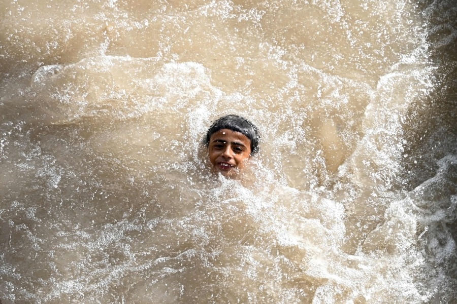 May 2025 confirmed second hottest on record globally; land, sea temp ...