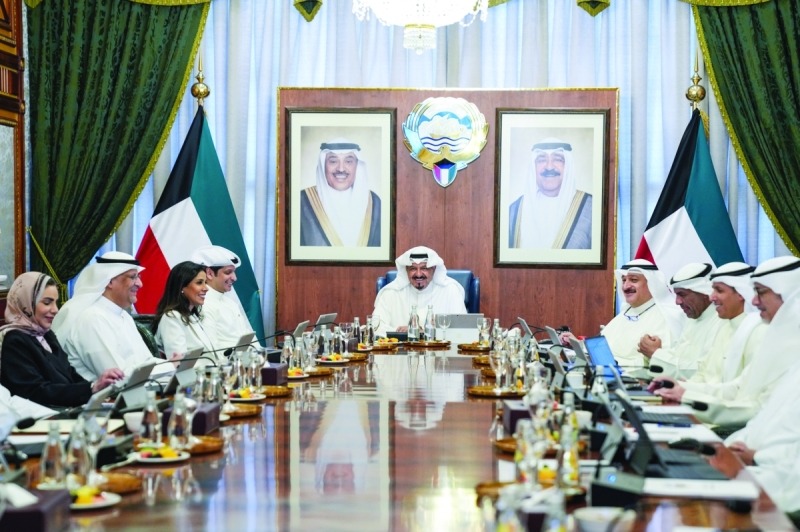 Kuwait Cabinet approves legal amendment enabling full electronic ...