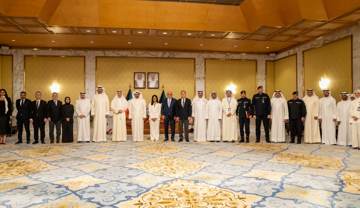 Kuwait signs major contracts with Turkish firm Limak to complete Terminal T2