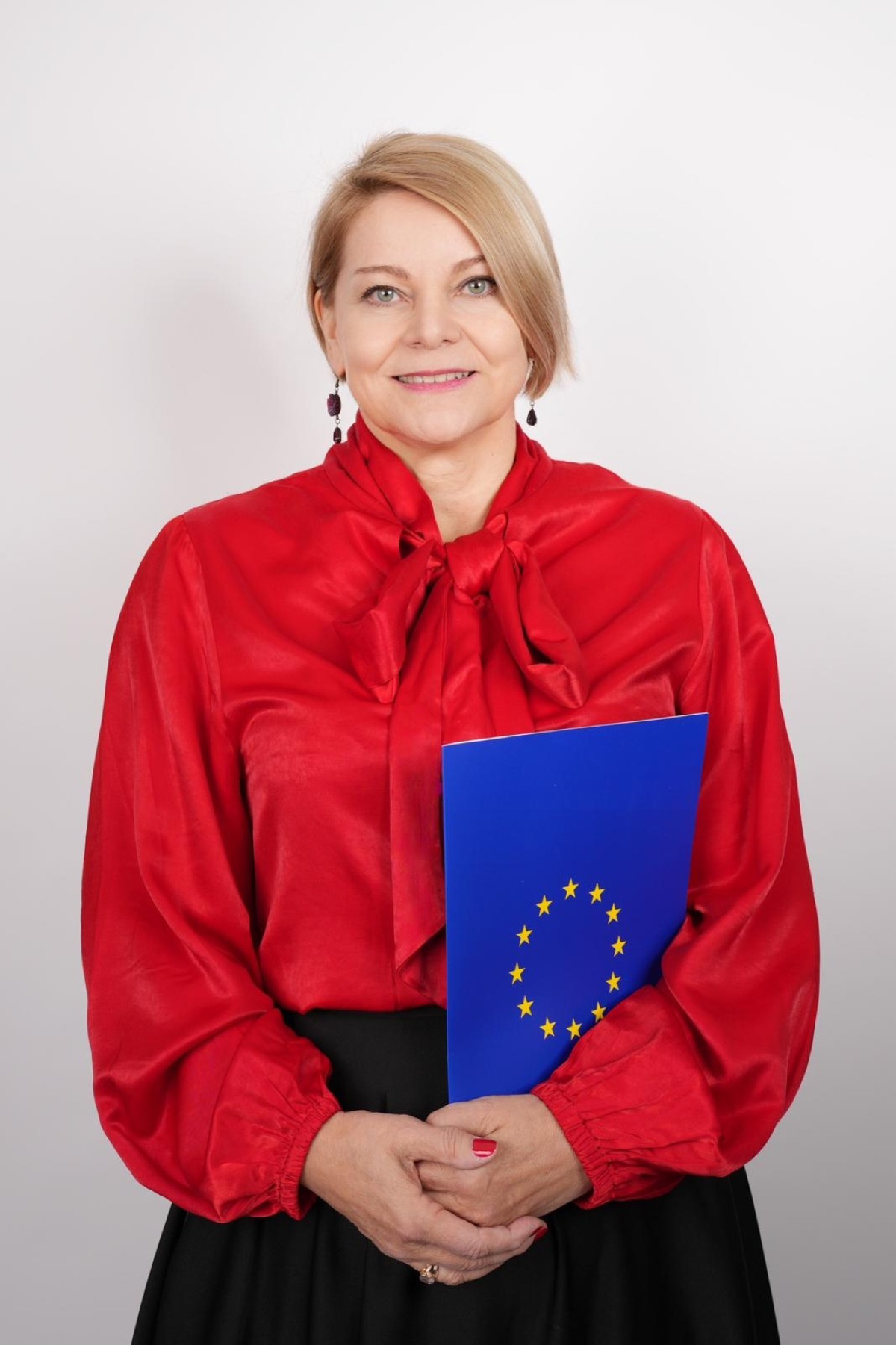 European Union Ambassador praises leadership, vision of His Highness the Crown Prince